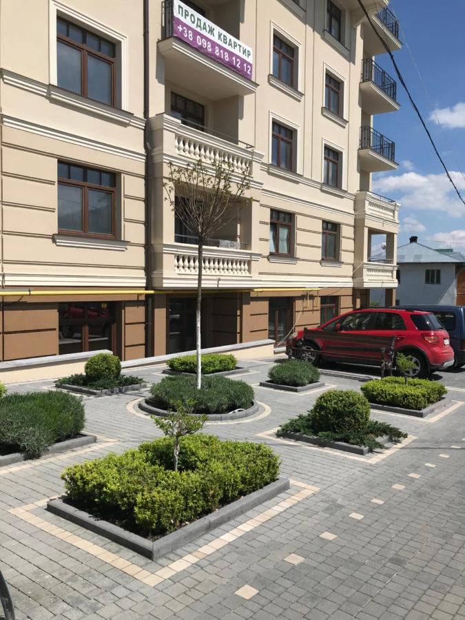 Затишні Сучасні Апартаменти В Елітному Жк Версаль Truskavets Buitenkant foto